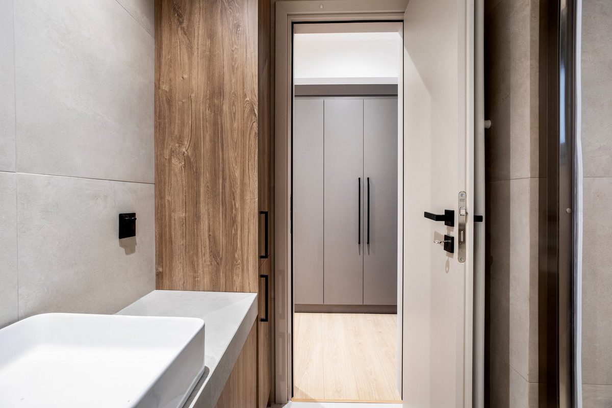 Eirini I — Interior — Ergosystima finish standard (indicative quality)