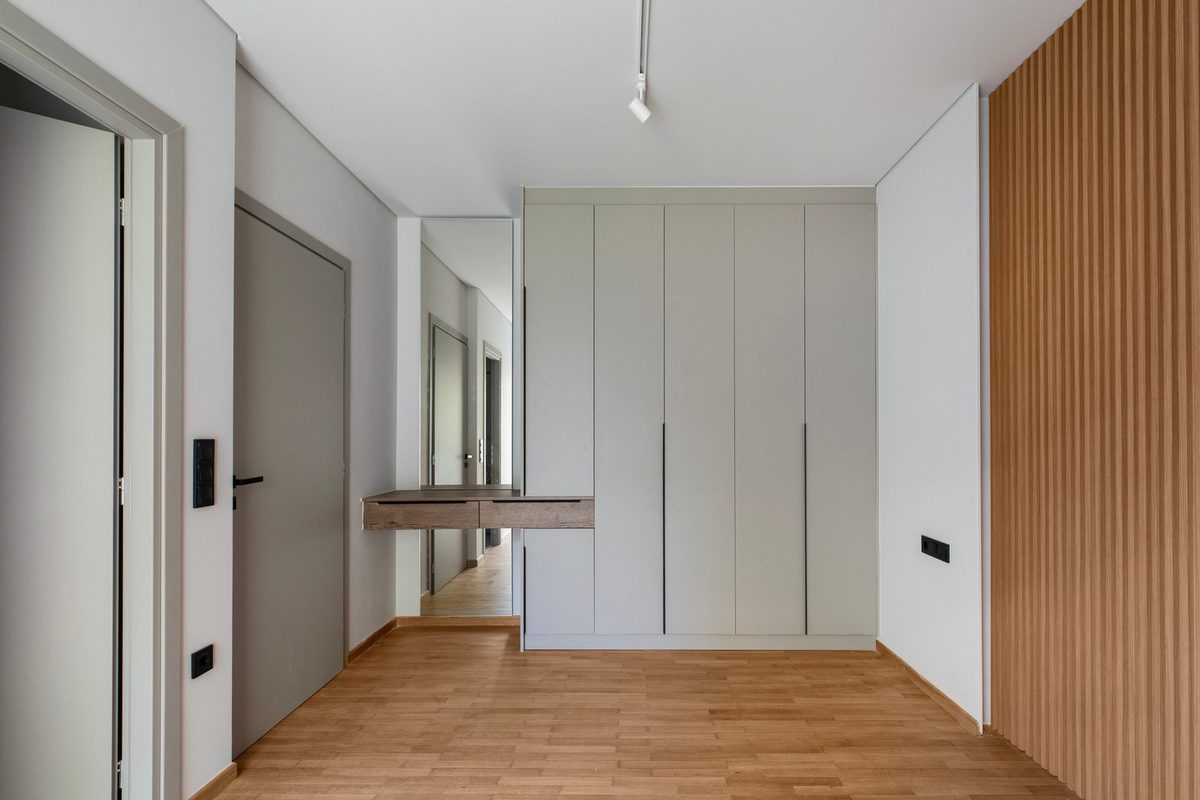 Paragon II — Interior — Ergosystima finish standard (indicative quality)